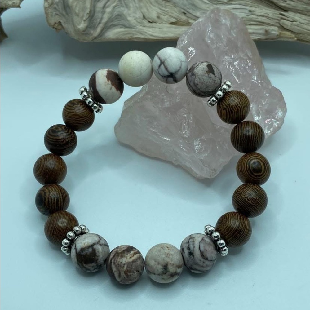 Elegant Brown and White Beaded Bracelet